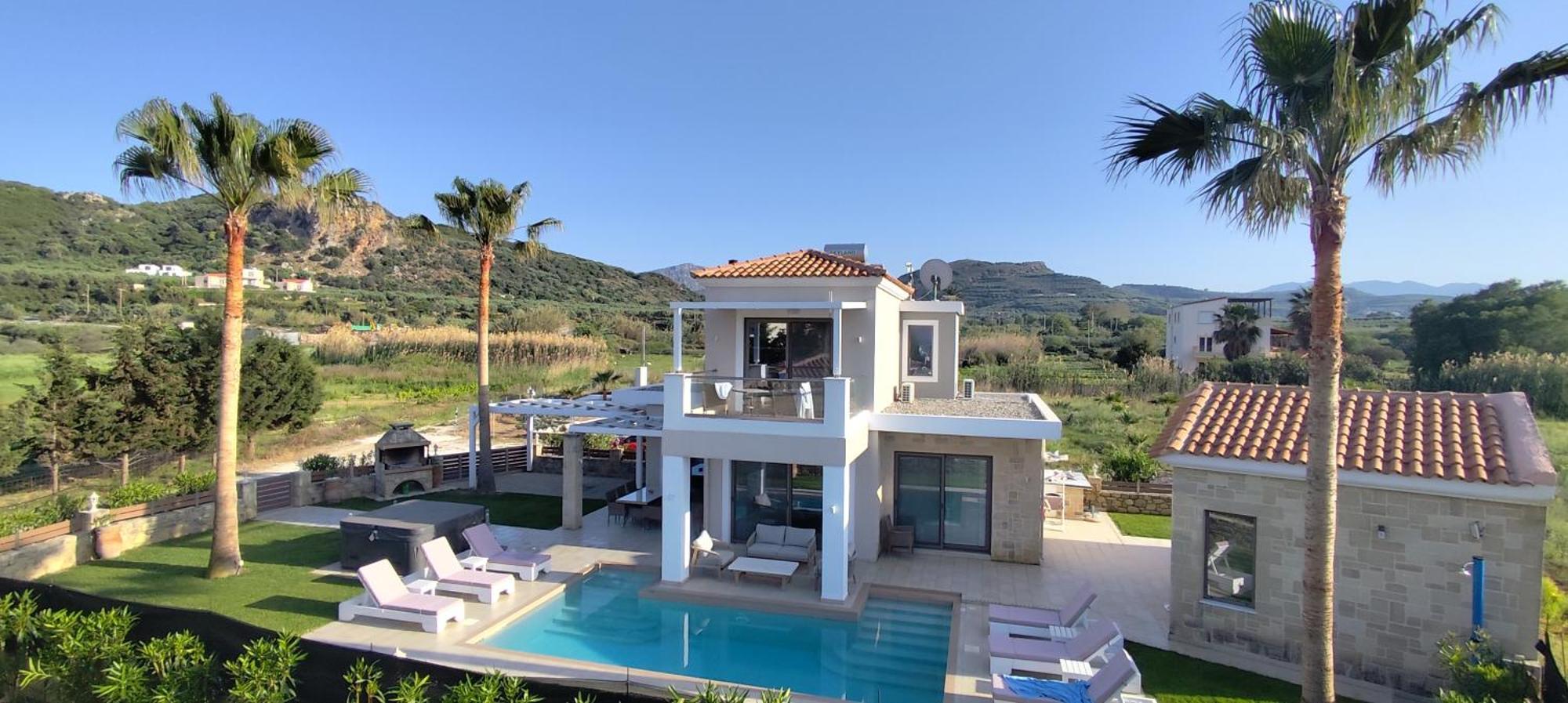 Alexandros Villa